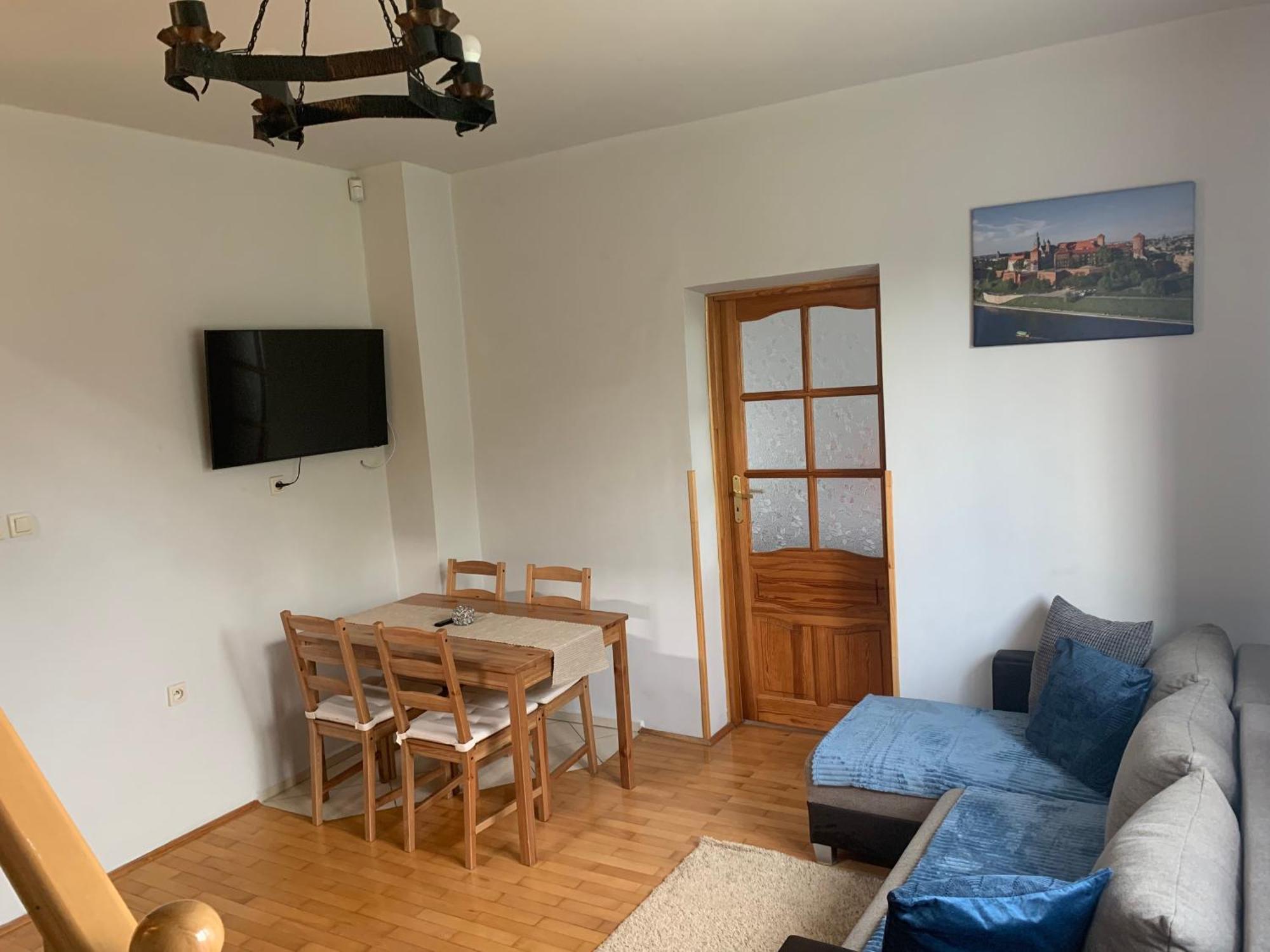 크라쿠프 Cracow Family House 빌라 외부 사진